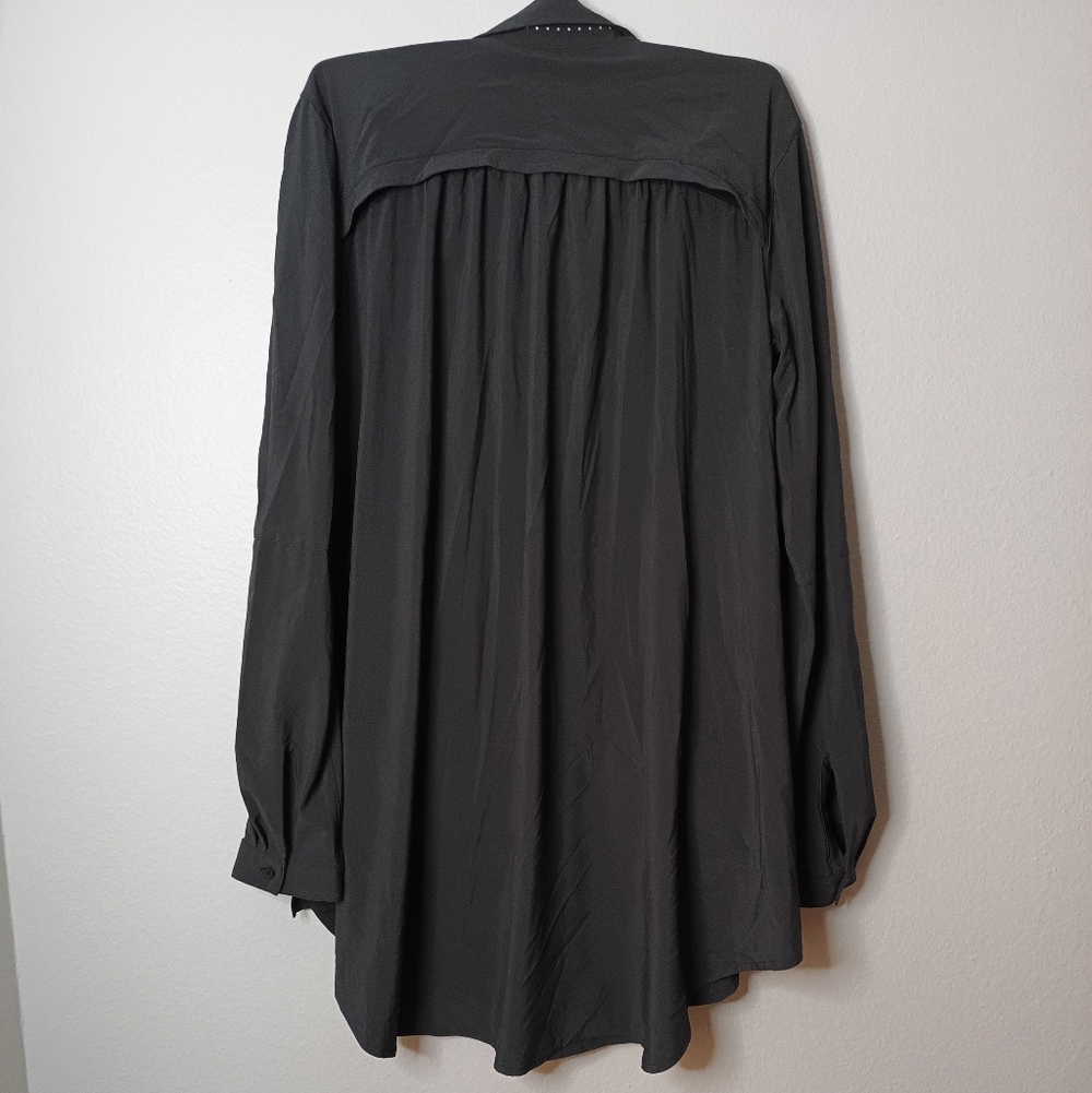 Lululemon On the Move Gray Button Down Long Sleeve Blouse - Picture 7 of 12